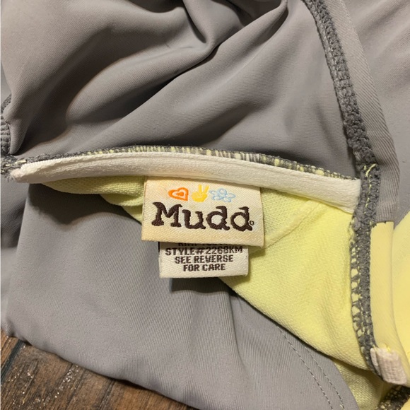 Junior’s Mudd Gray and Yellow Tankini Top Medium - Picture 5 of 5